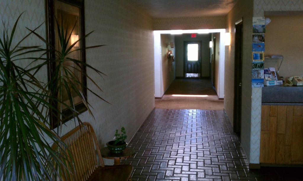 Old Towne Motel Westby Екстер'єр фото